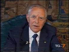 Il messaggio del presidente Carlo Azeglio Ciampi trasmesso su La7 alle 18.00 dell’11 settembre 2001.