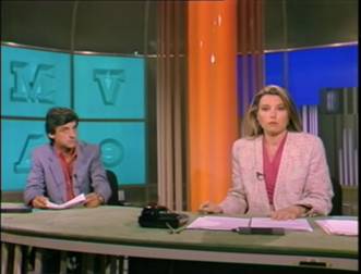 Mariolina Sattanino conduce il Tg3 delle 19 su Raitre il 23 maggio 1992 durante gli aggiornamenti sulla strage di Capaci.